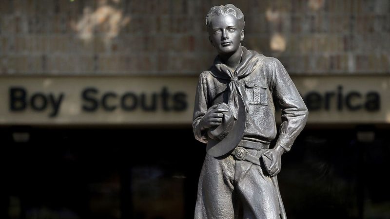  Alito pauses Boy Scouts $2.46 billion abuse settlement