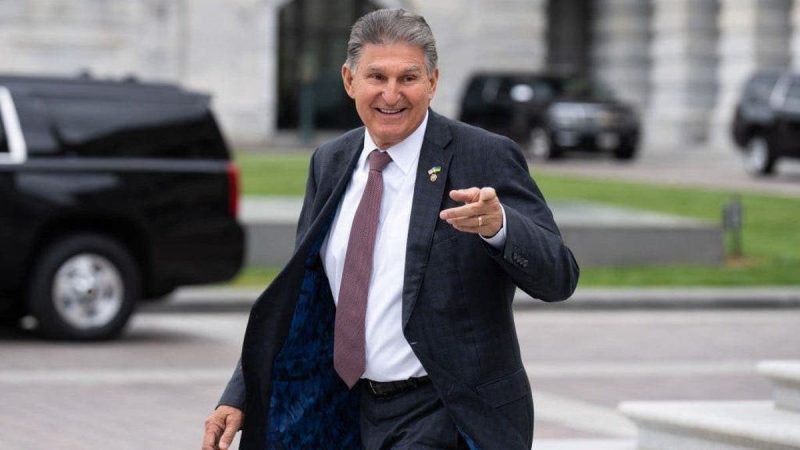  Manchin hints at potential third-party run after Super Tuesday: ‘People are looking for options’