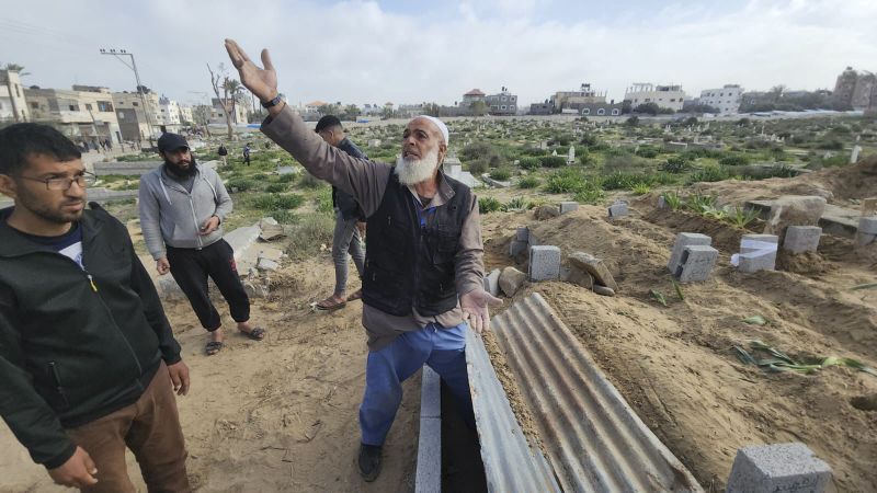  No space left for bodies, says gravedigger who’s overseen half of Gaza’s burials
