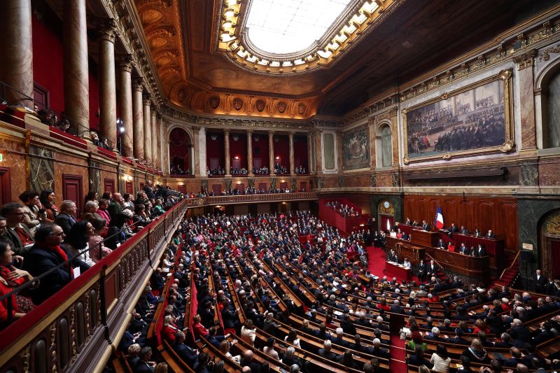  France becomes world’s first country to enshrine abortion rights in constitution
