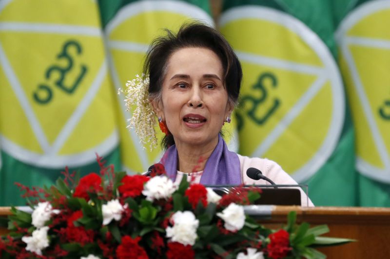  Myanmar’s Aung San Suu Kyi moved to house arrest